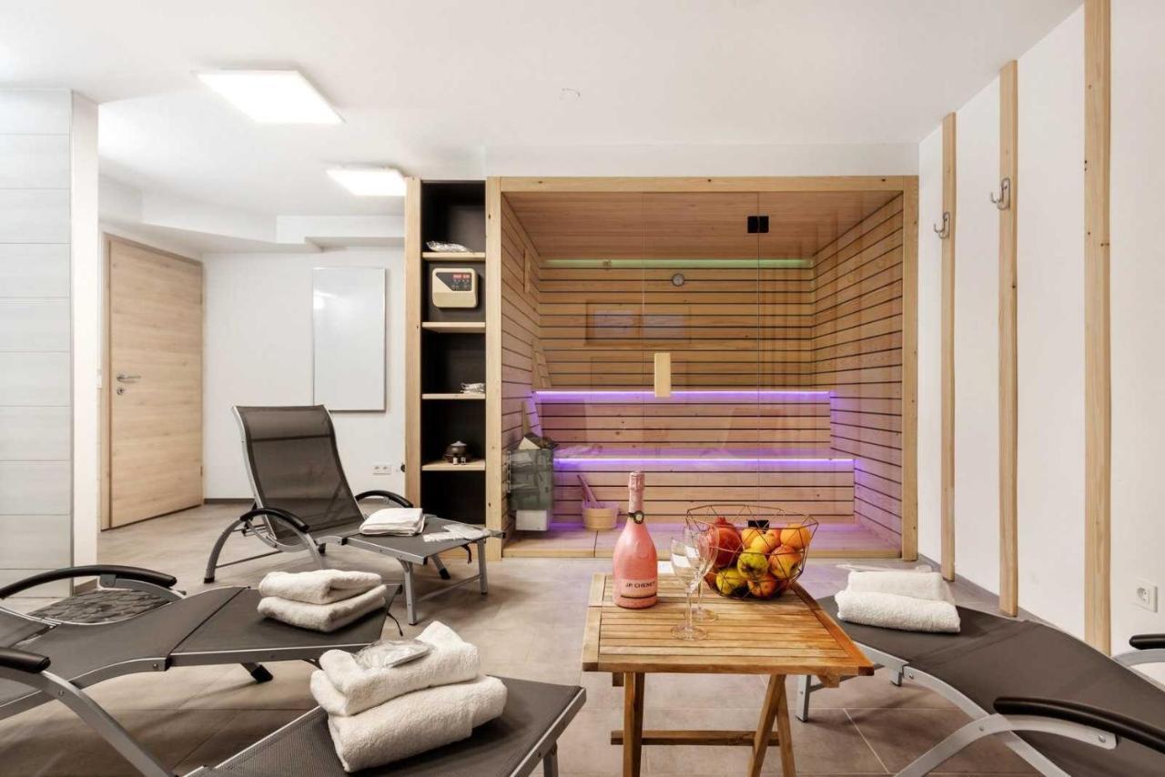 Chic Apartments With Finnish Sauna And Jacuzzi ครานสกา โกรา ภายนอก รูปภาพ