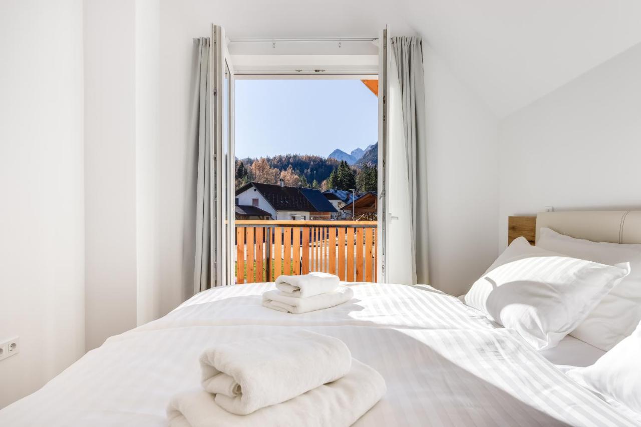 Chic Apartments With Finnish Sauna And Jacuzzi ครานสกา โกรา ภายนอก รูปภาพ